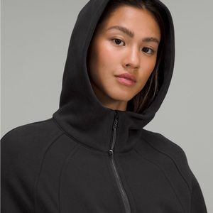 BRAND NEW lululemon scuba hood 1/2 zip